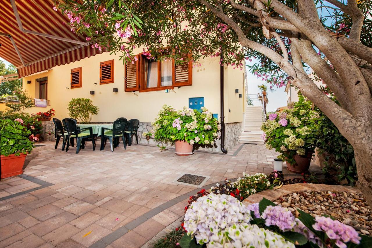 Apartamento Casa Leona Rovinj Exterior foto
